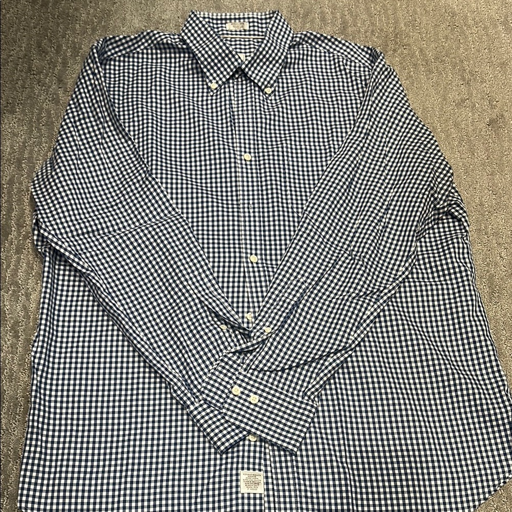 Peter millar XL button down easy care cotton shirt, blue and white check